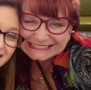 Meet your Posher, Pam